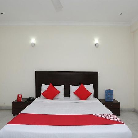Oyo Hotel Inn Way Sonipat Εξωτερικό φωτογραφία